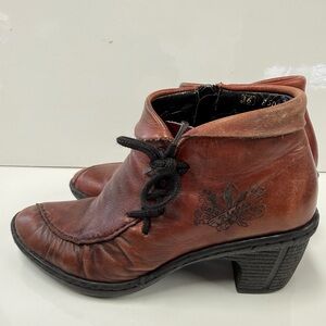 NEW! Reiker 2” Rubber Heel Side Zip Sherry Brown Ankle Boot Wool Lined Size 6